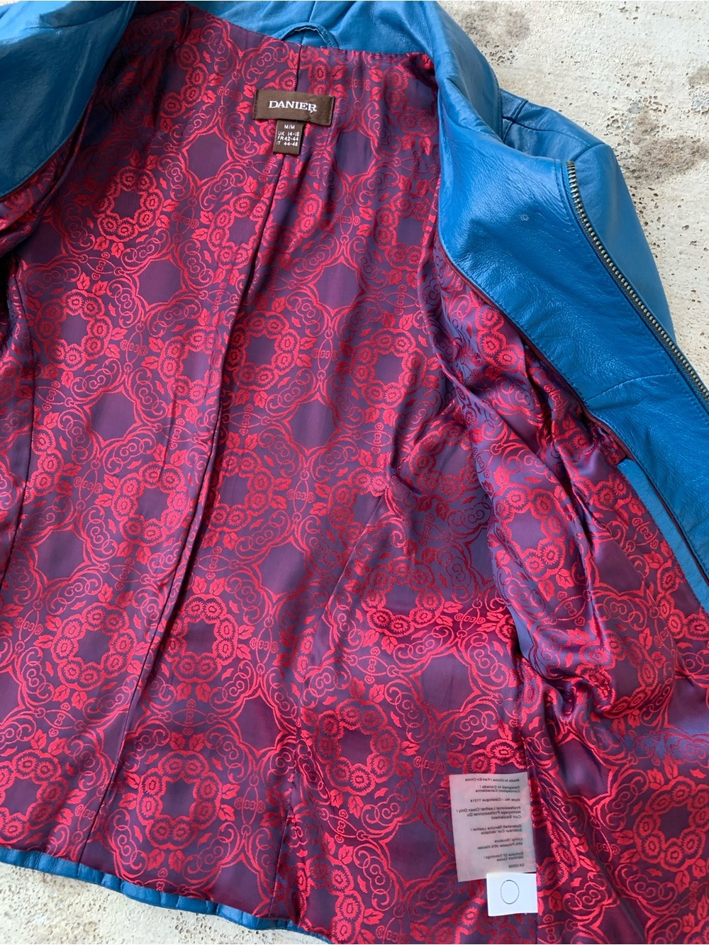 Vintage Danier Blue Leather Jacket - Picture 3 of 5